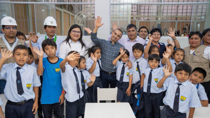 ¡YA ES UNA REALIDAD! SANTA CLEMENCIA YA TIENE UN MODERNO COLEGIO